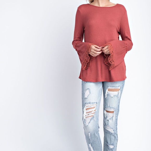 🆕 Rust Waffle Knit Bell Blouse - Picture 5 of 5